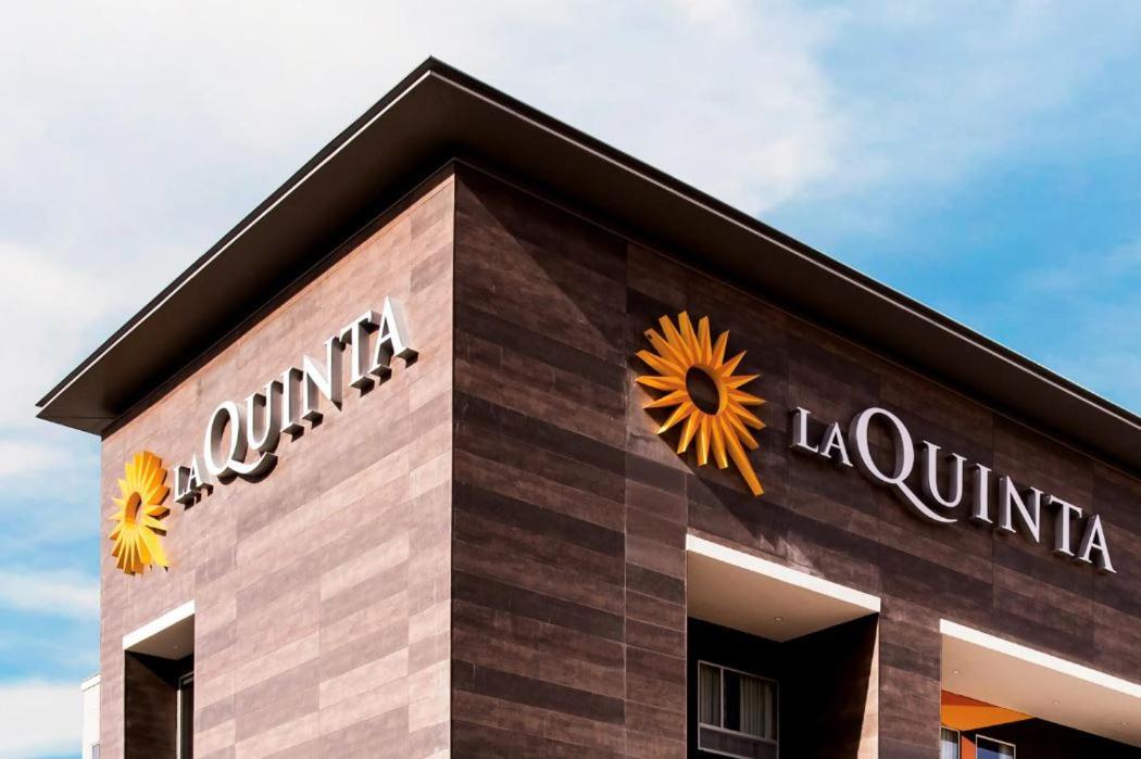 La Quinta Inn & Suites By Wyndham Sulphur Lake Charles Esterno foto